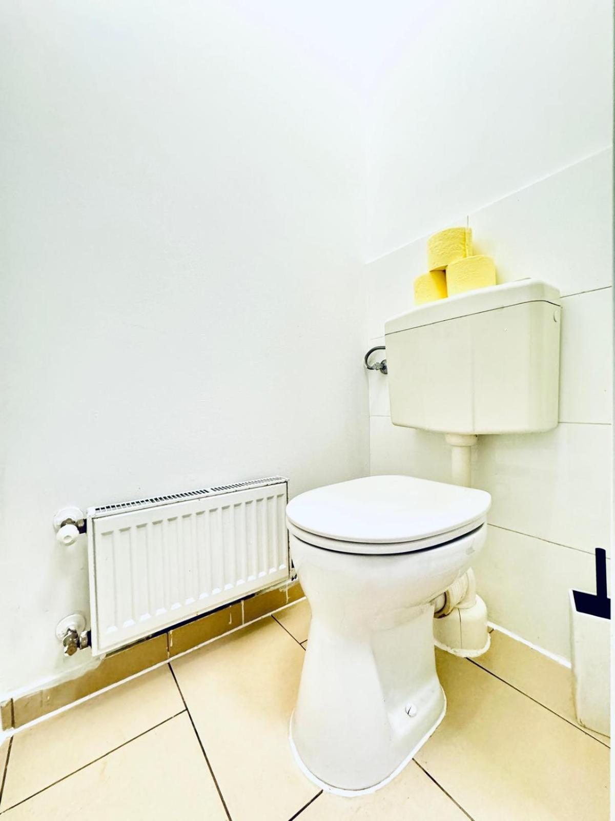 Lovely 2br For 5people, Only 17 Minute Walk To Schoenbrunn Wien